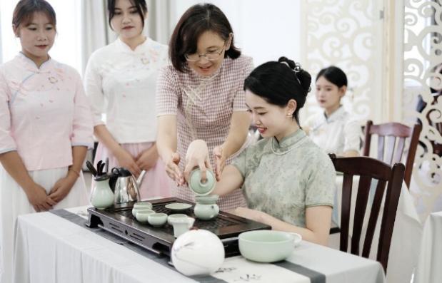 酒店管理与数字化运营专业（54010